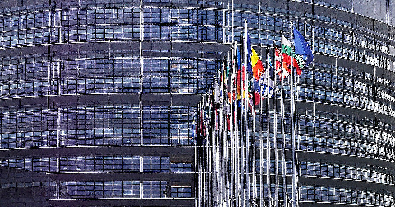 У ЄС просунулися у запровадженні податку на заморожені активи РФ – Bloomberg