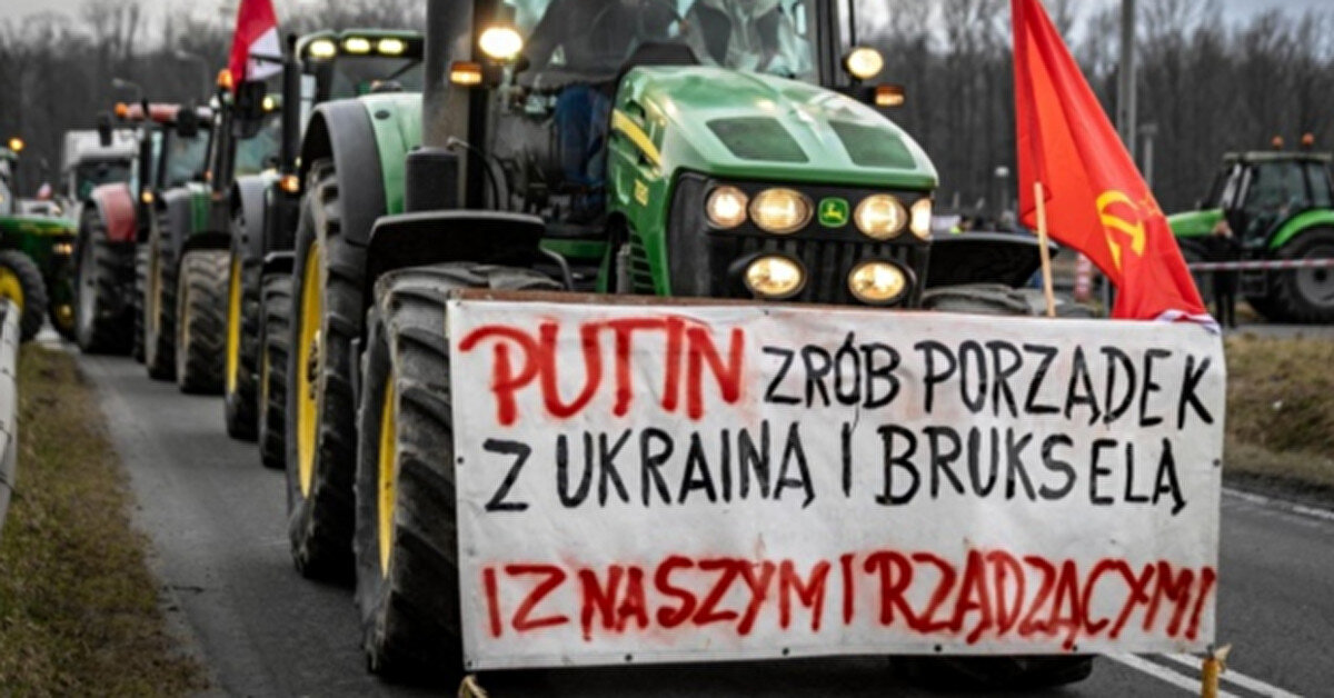 Поліція Польщі почала розслідування через скандальний плакат із закликом до Путіна