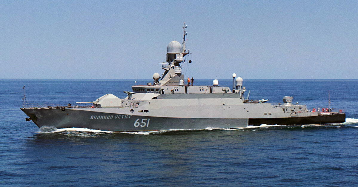 ВМС: В Средиземном море находятся вражеские ракетоносители, общий залп до 12 ракет