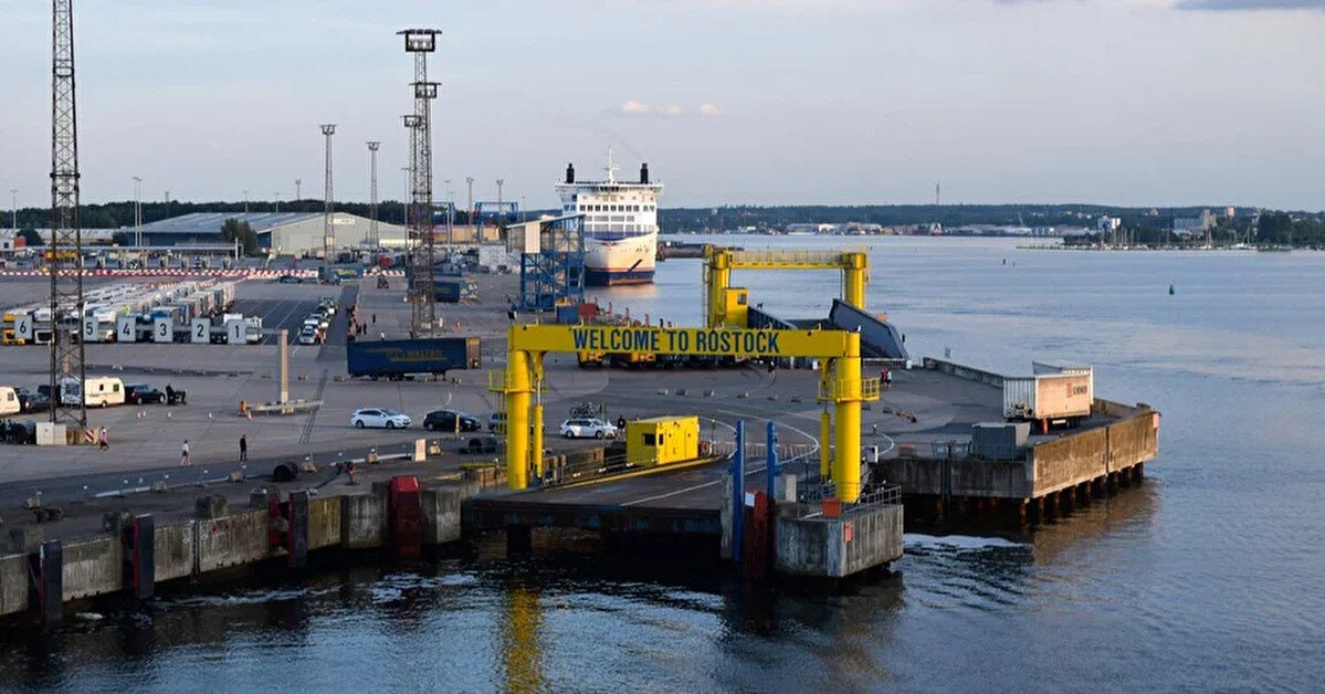 В Германии задержали судно из РФ перевозившее в США подсанкционный груз