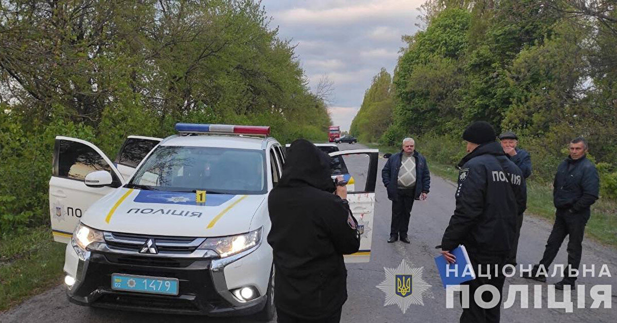 У мережі поширюють фото та дані ймовірних убивць поліцейських у Вінницькій області