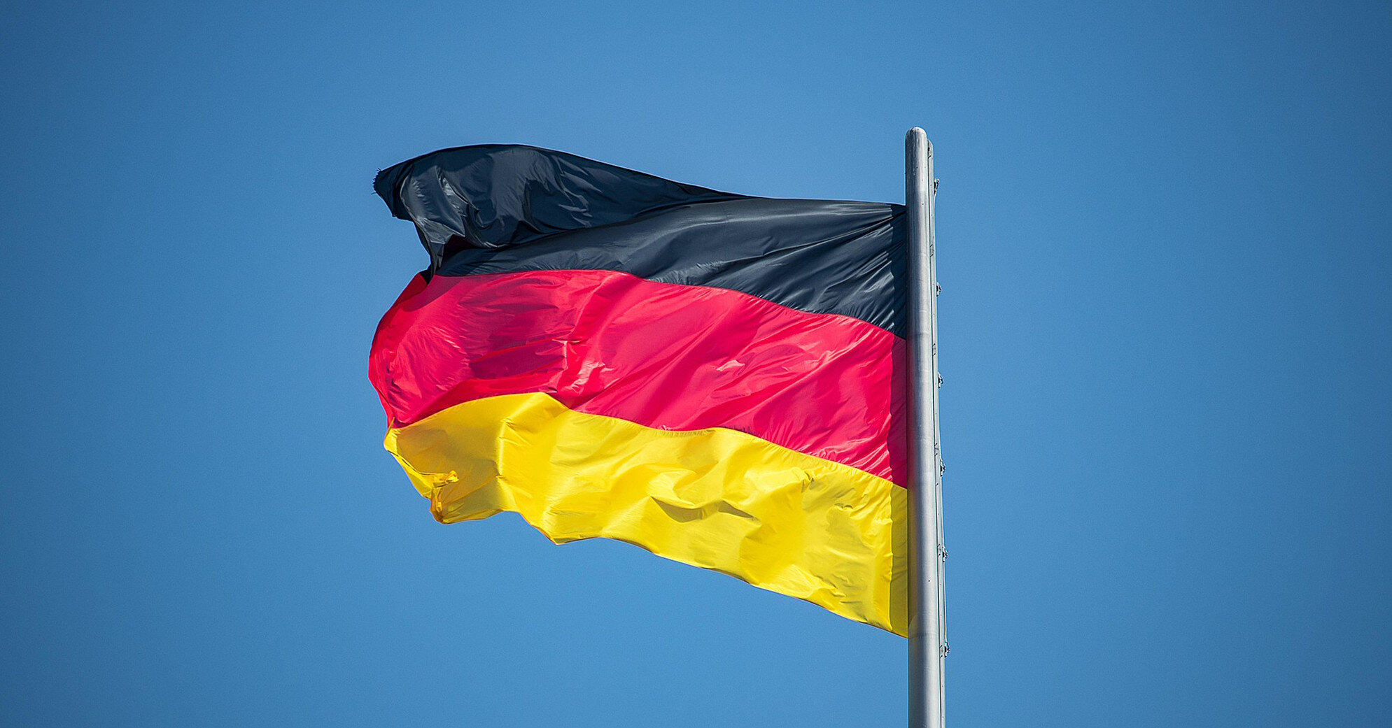 В Германии 30 местных депутатов призвали прекратить помощь Украине