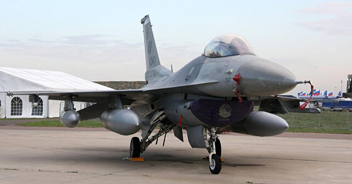 Бельгійська влада вирішила прискорити постачання Україні F-16