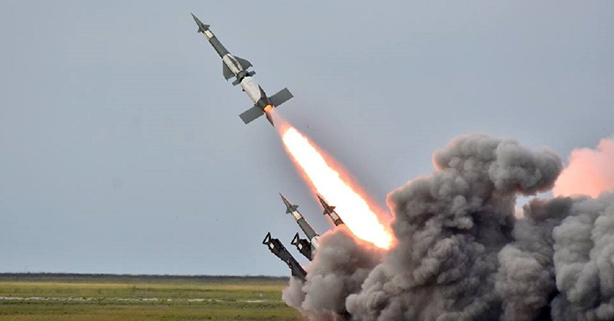 Ракетний удар РФ по Чернігову: відомо про п'ятьох загиблих (Оновлено)
