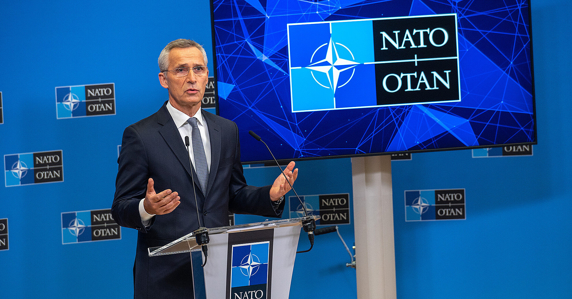 Столтенберг: НАТО работает на передачей Украине больше систем ПВО