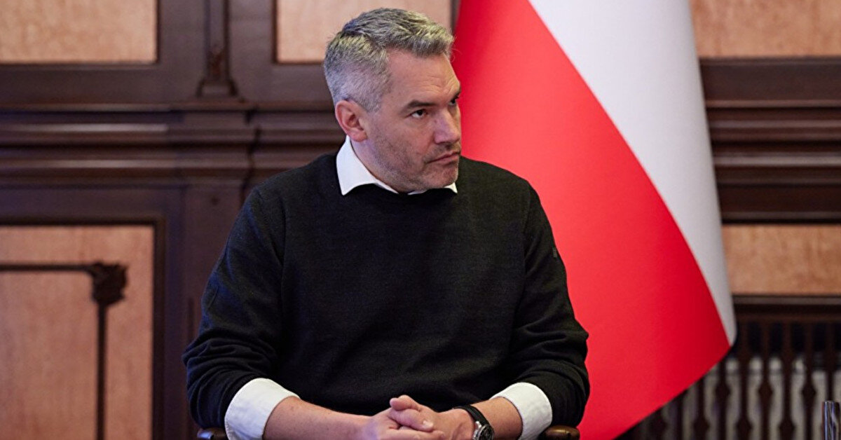Канцлер Австрии созывает Совет нацбезопасности из-за российского шпиона