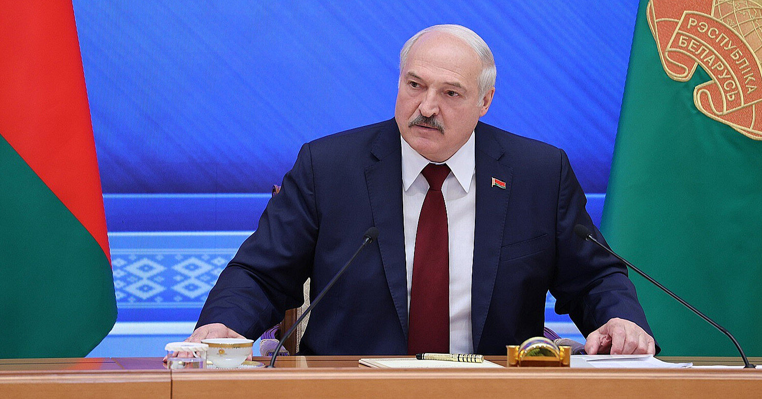 Лукашенко дав вказівку своєму міністру шукати нафту у Білорусі