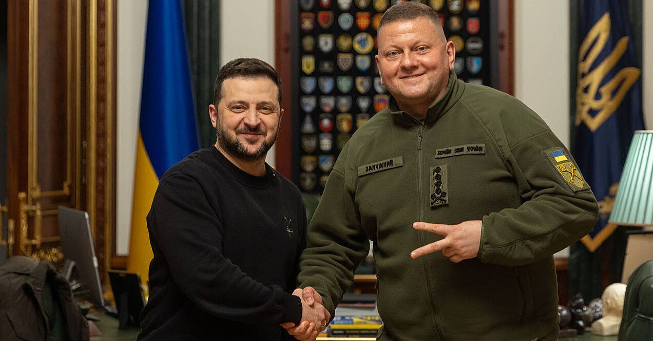 Зеленський звільнив Залужного з військової служби за станом здоров'я