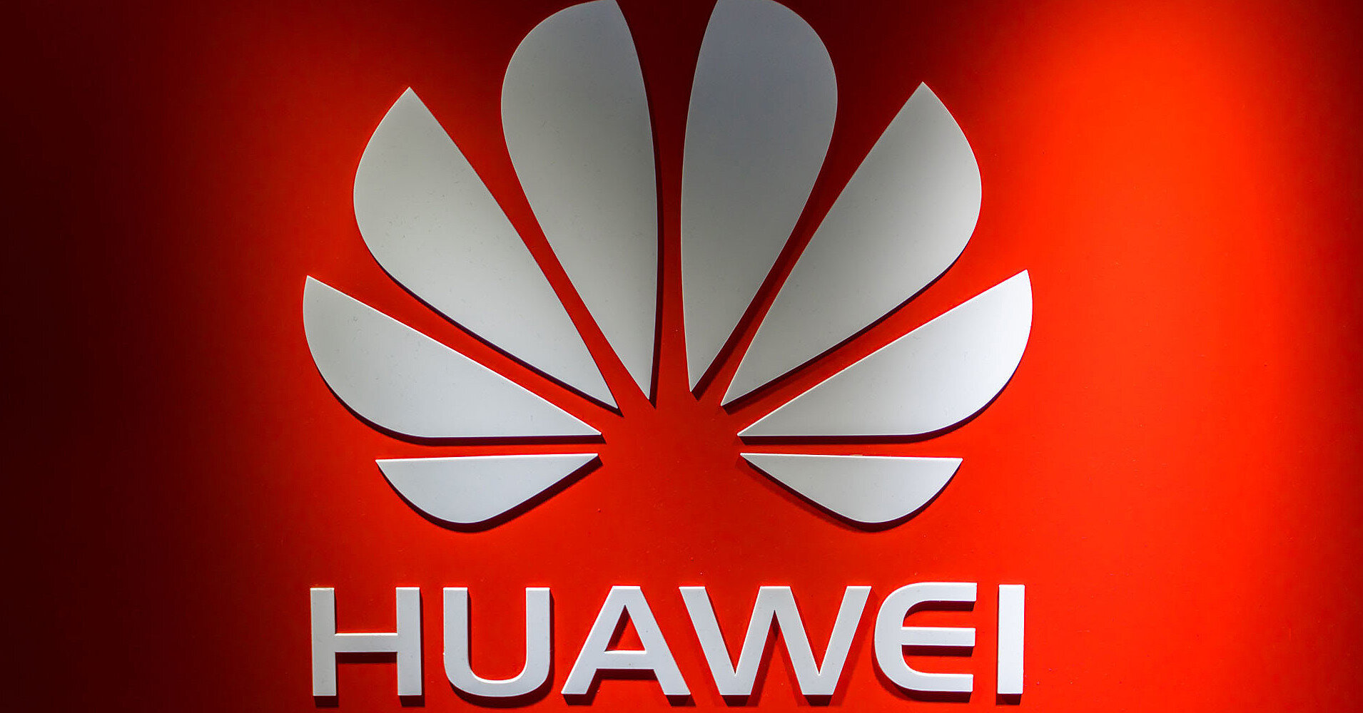 США відкликали ліцензії на експорт чіпів Intel та Qualcomm для китайської Huawei