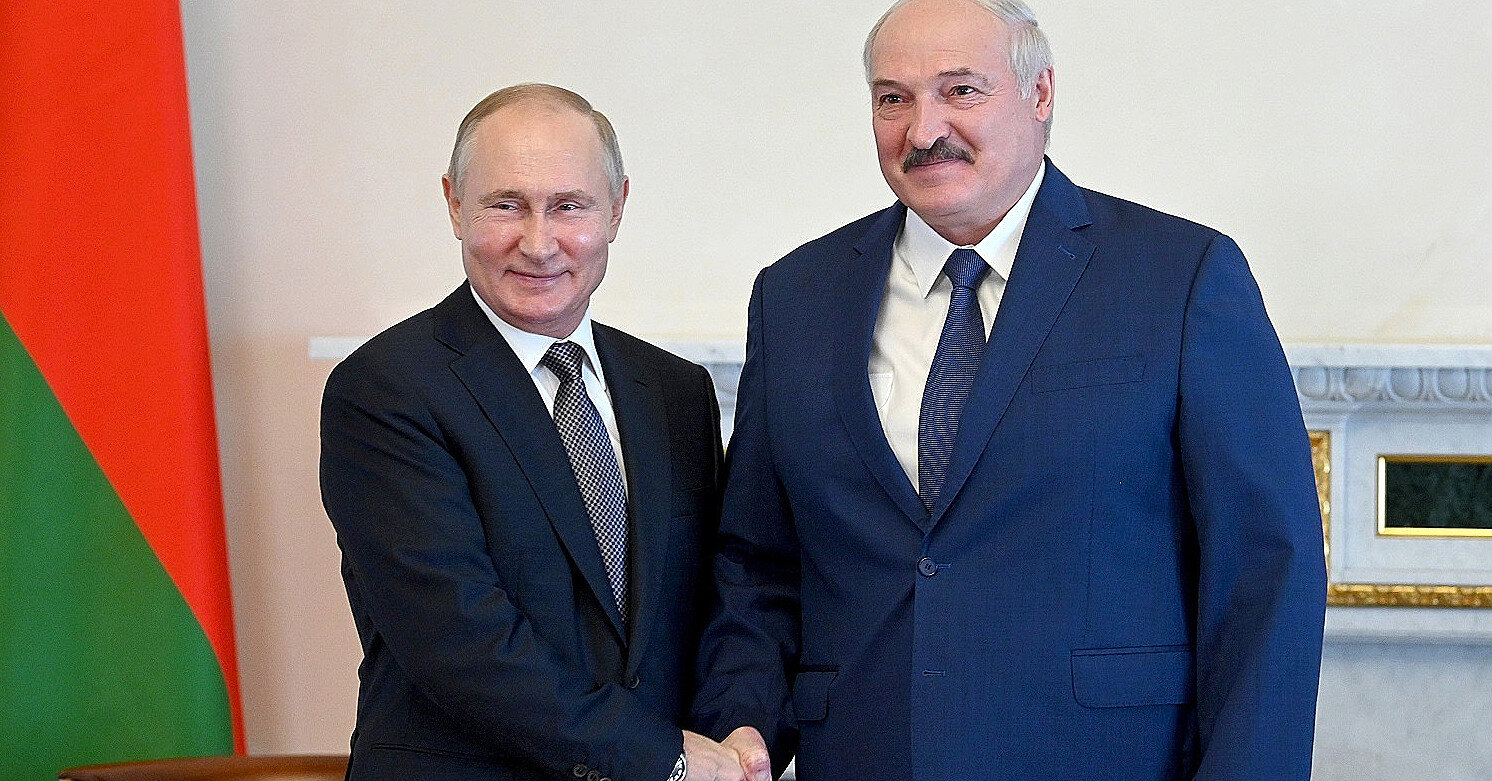 Путін вночі обговорював із Лукашенком Україну
