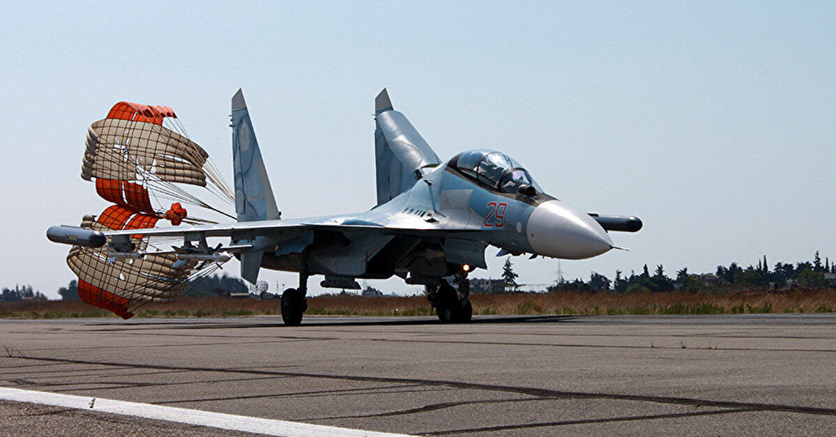 Гаюн: В Беларусь прилетели два российских истребителя Су-30