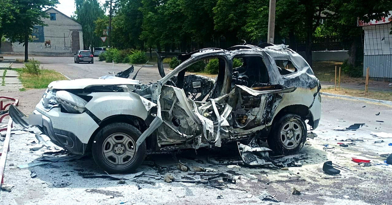 Оккупанты в Херсонской области атаковали беспилотником авто полицейских -  Война - Курс Украины