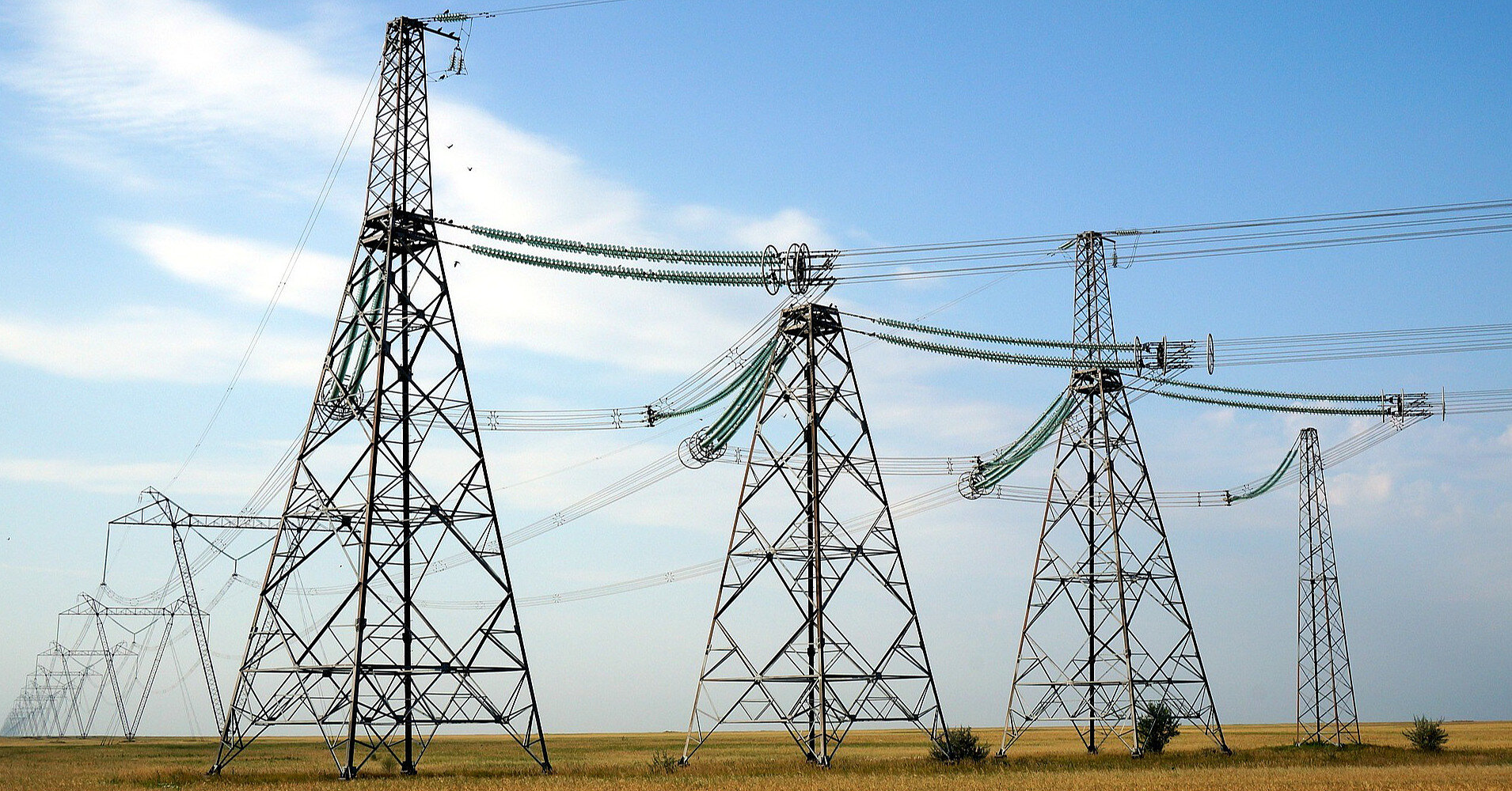 В ряде областей увеличили ограничение потребления электричества - "Укрэнерго"