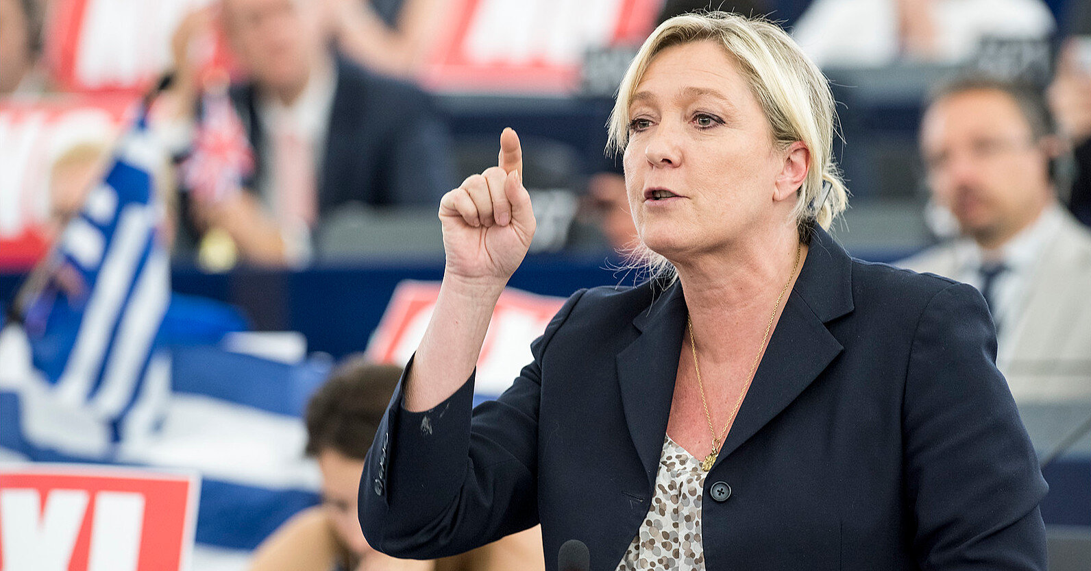 Ультраправые гарантированно одержат победу на выборах во Франции – опрос