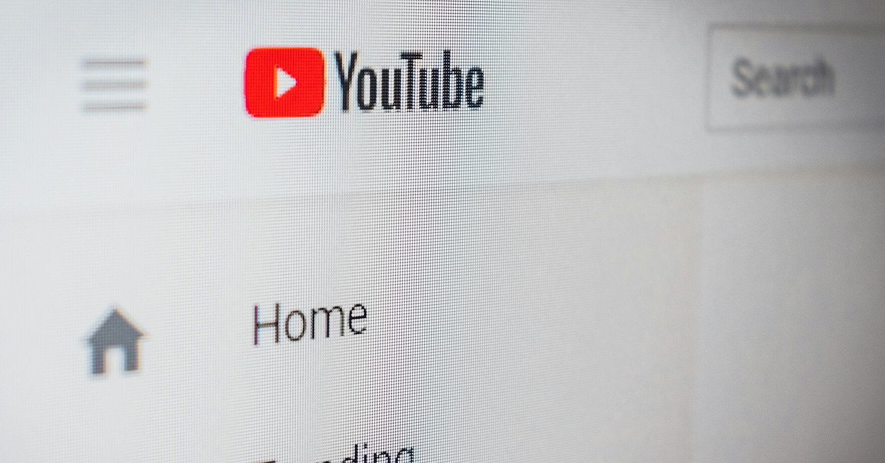 Британская разведка проанализировала возможную блокировку YouTube в РФ